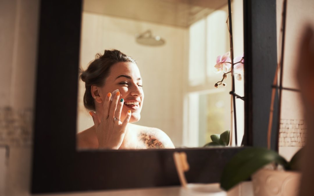 How to Choose Between Budget and Premium Moisturizers
